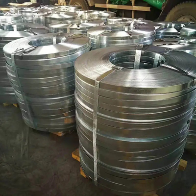 핫 디프 Gi 가연 철강 스트립 0.8mm Z40g SGCC SGCH 너비 30mm-850mm 정규 스판글